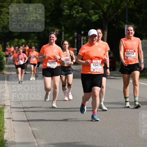 15.06.2025 - REWE Women's Run Dr. Thomas Lammeyer http://msf.ph/oto/7959686 15.06.2025 09:49:09 Laufen 354, 10732, 10477, 10413 meine-sportfotos.de