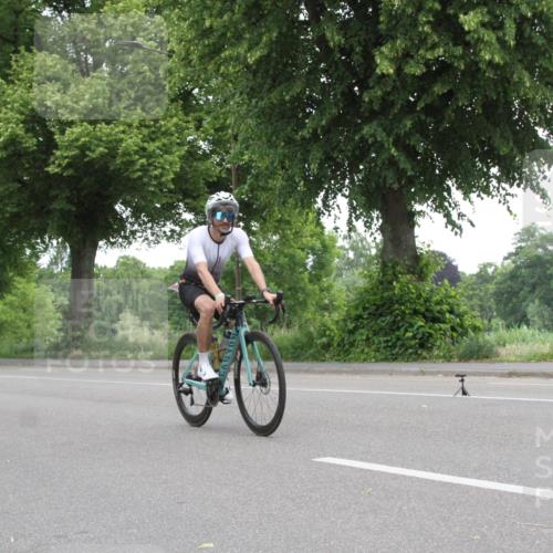 15.06.2025 - 7 Türme Triathlon Yannick Fuchs http://msf.ph/oto/7959718 15.06.2025 11:40:48 Radfahren  meine-sportfotos.de