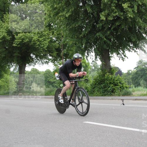 15.06.2025 - 7 Türme Triathlon Yannick Fuchs http://msf.ph/oto/7959740 15.06.2025 11:41:22 Radfahren  meine-sportfotos.de
