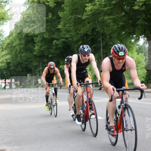 15.06.2025 - 7 Türme Triathlon Yannick Fuchs http://msf.ph/oto/7959784 15.06.2025 09:53:43 Radfahren 66, 68 meine-sportfotos.de