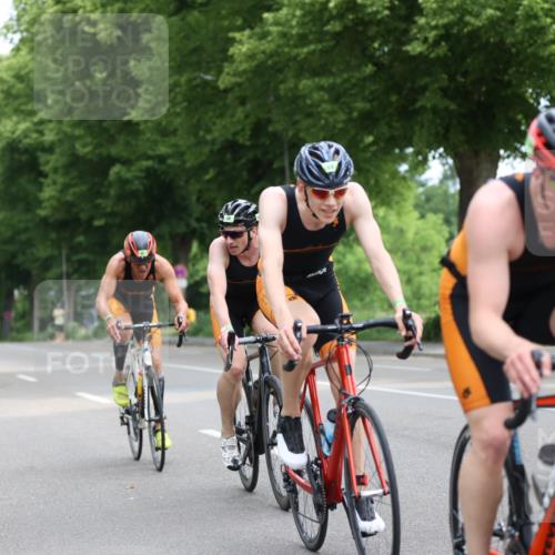 15.06.2025 - 7 Türme Triathlon Yannick Fuchs http://msf.ph/oto/7959792 15.06.2025 09:53:43 Radfahren 66, 68 meine-sportfotos.de