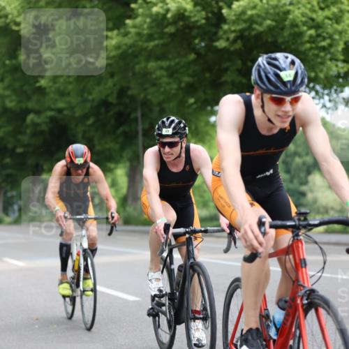 15.06.2025 - 7 Türme Triathlon Yannick Fuchs http://msf.ph/oto/7959799 15.06.2025 09:53:43 Radfahren 66, 68 meine-sportfotos.de
