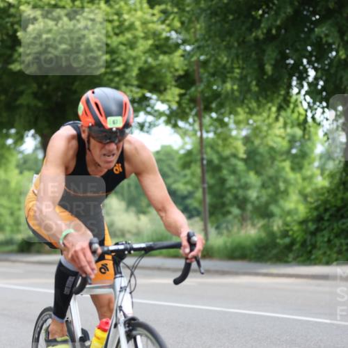 15.06.2025 - 7 Türme Triathlon Yannick Fuchs http://msf.ph/oto/7959810 15.06.2025 09:53:43 Radfahren 66, 68 meine-sportfotos.de