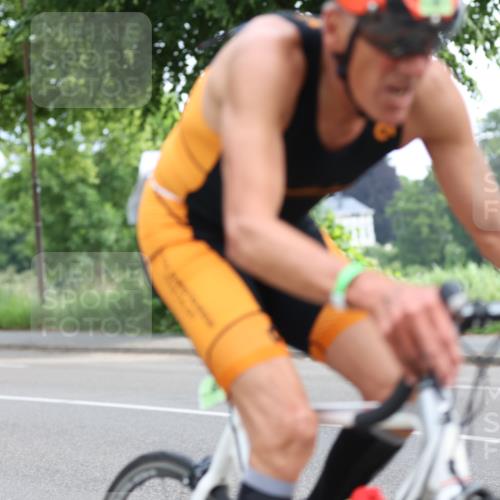15.06.2025 - 7 Türme Triathlon Yannick Fuchs http://msf.ph/oto/7959820 15.06.2025 09:53:44 Radfahren 66, 68 meine-sportfotos.de