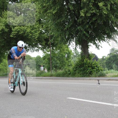 15.06.2025 - 7 Türme Triathlon Yannick Fuchs http://msf.ph/oto/7959836 15.06.2025 11:42:43 Radfahren  meine-sportfotos.de