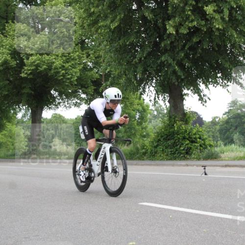15.06.2025 - 7 Türme Triathlon Yannick Fuchs http://msf.ph/oto/7959887 15.06.2025 11:43:06 Radfahren  meine-sportfotos.de