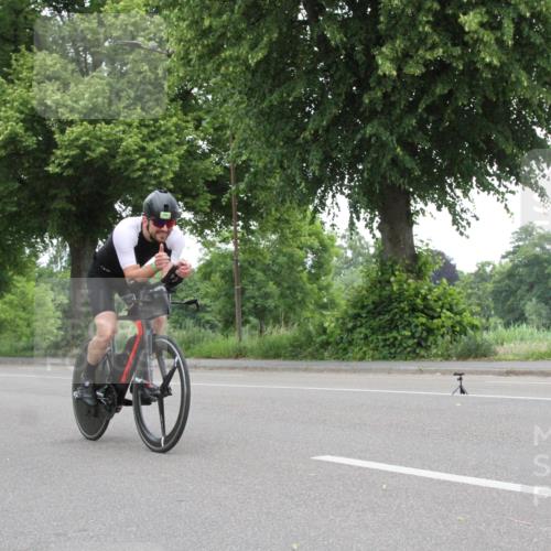 15.06.2025 - 7 Türme Triathlon Yannick Fuchs http://msf.ph/oto/7959936 15.06.2025 11:44:33 Radfahren  meine-sportfotos.de