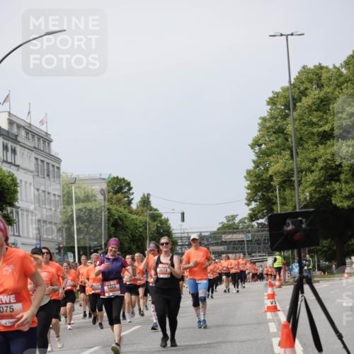 15.06.2025 - REWE Women's Run Jannik Wohlers http://msf.ph/oto/7959953 15.06.2025 09:45:12 Laufen 075 meine-sportfotos.de
