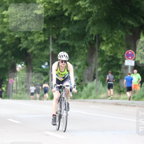15.06.2025 - 7 Türme Triathlon Yannick Fuchs http://msf.ph/oto/7959954 15.06.2025 13:48:19 Radfahren 403, 934, 958, 1176, 1195 meine-sportfotos.de