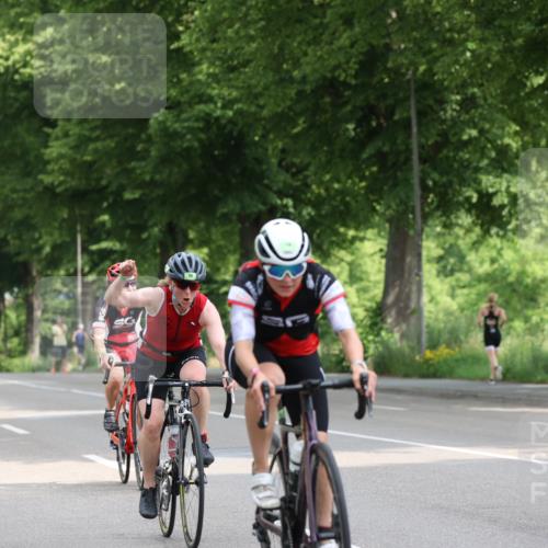15.06.2025 - 7 Türme Triathlon Yannick Fuchs http://msf.ph/oto/7959984 15.06.2025 09:54:49 Radfahren 117, 118, 119 meine-sportfotos.de