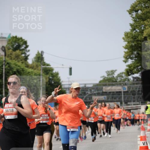 15.06.2025 - REWE Women's Run Jannik Wohlers http://msf.ph/oto/7960031 15.06.2025 09:45:14 Laufen 5618, 5076 meine-sportfotos.de
