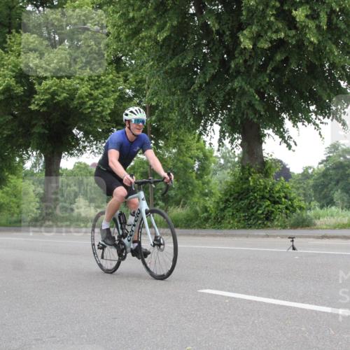 15.06.2025 - 7 Türme Triathlon Yannick Fuchs http://msf.ph/oto/7960106 15.06.2025 11:46:35 Radfahren  meine-sportfotos.de