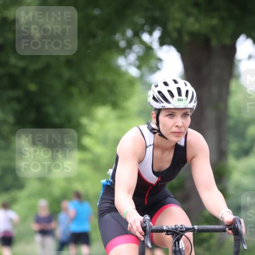 15.06.2025 - 7 Türme Triathlon Yannick Fuchs http://msf.ph/oto/7960108 15.06.2025 13:48:23 Radfahren 403, 934, 1195 meine-sportfotos.de