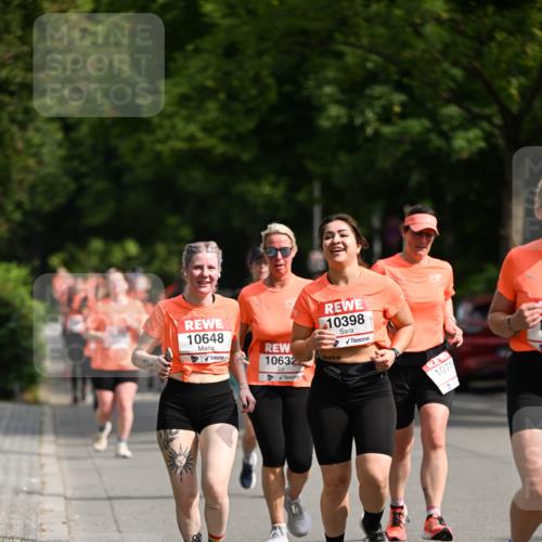 15.06.2025 - REWE Women's Run Dr. Thomas Lammeyer http://msf.ph/oto/7960160 15.06.2025 09:49:35 Laufen 10648, 10632, 10398, 107 meine-sportfotos.de
