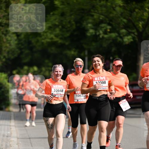 15.06.2025 - REWE Women's Run Dr. Thomas Lammeyer http://msf.ph/oto/7960162 15.06.2025 09:49:36 Laufen 10398, 10648, 10632, 10718 meine-sportfotos.de