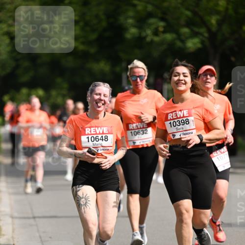 15.06.2025 - REWE Women's Run Dr. Thomas Lammeyer http://msf.ph/oto/7960178 15.06.2025 09:49:37 Laufen 10398, 10648, 10632, 1071 meine-sportfotos.de