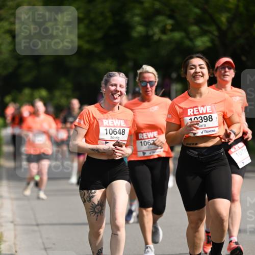 15.06.2025 - REWE Women's Run Dr. Thomas Lammeyer http://msf.ph/oto/7960180 15.06.2025 09:49:37 Laufen 25, 10398, 10648, 1062 meine-sportfotos.de