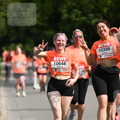 15.06.2025 - REWE Women's Run Dr. Thomas Lammeyer http://msf.ph/oto/7960186 15.06.2025 09:49:37 Laufen 10648, 32, 10398 meine-sportfotos.de
