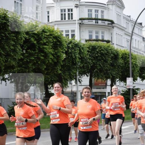 15.06.2025 - REWE Women's Run Jannik Wohlers http://msf.ph/oto/7960239 15.06.2025 09:45:25 Laufen 5274, 5339, 547, 5340, 557 meine-sportfotos.de