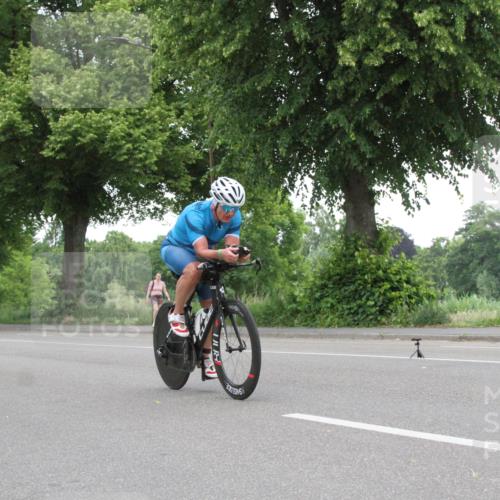 15.06.2025 - 7 Türme Triathlon Yannick Fuchs http://msf.ph/oto/7960302 15.06.2025 11:49:43 Radfahren  meine-sportfotos.de