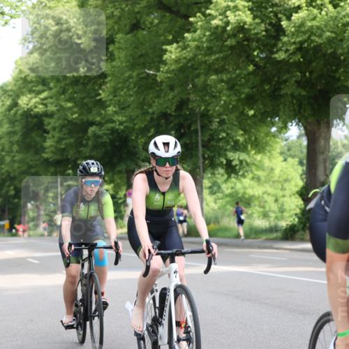 15.06.2025 - 7 Türme Triathlon Yannick Fuchs http://msf.ph/oto/7960304 15.06.2025 09:55:35 Radfahren 122, 123, 124 meine-sportfotos.de