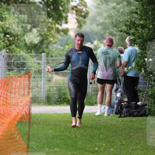 15.06.2025 - 7 Türme Triathlon Michael Strokosch http://msf.ph/oto/7960339 15.06.2025 12:11:15 Schwimmen 455, 475, 611 meine-sportfotos.de