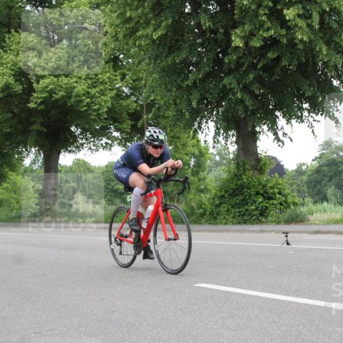 15.06.2025 - 7 Türme Triathlon Yannick Fuchs http://msf.ph/oto/7960344 15.06.2025 11:51:01 Radfahren  meine-sportfotos.de