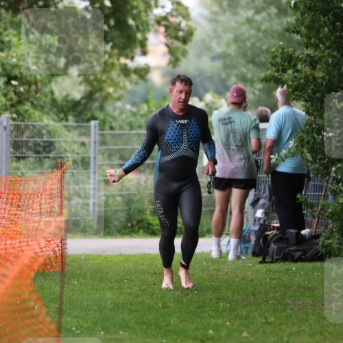 15.06.2025 - 7 Türme Triathlon Michael Strokosch http://msf.ph/oto/7960346 15.06.2025 12:11:15 Schwimmen 455, 475, 611 meine-sportfotos.de