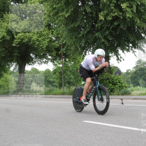 15.06.2025 - 7 Türme Triathlon Yannick Fuchs http://msf.ph/oto/7960371 15.06.2025 11:52:08 Radfahren  meine-sportfotos.de