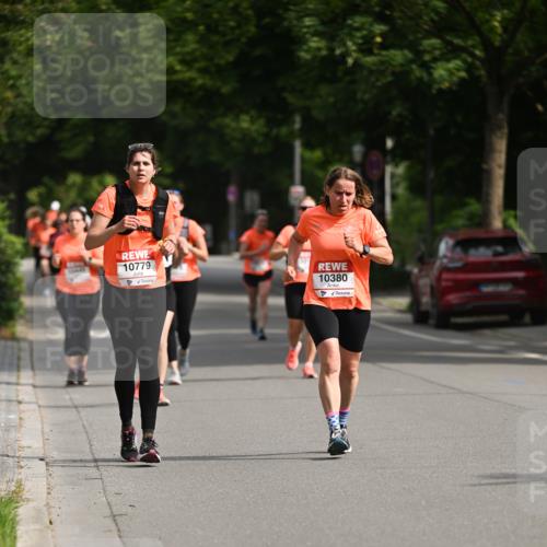 15.06.2025 - REWE Women's Run Dr. Thomas Lammeyer http://msf.ph/oto/7960425 15.06.2025 09:49:49 Laufen 10779, 10380 meine-sportfotos.de