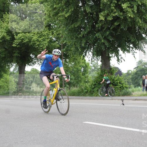 15.06.2025 - 7 Türme Triathlon Yannick Fuchs http://msf.ph/oto/7960427 15.06.2025 11:52:37 Radfahren  meine-sportfotos.de