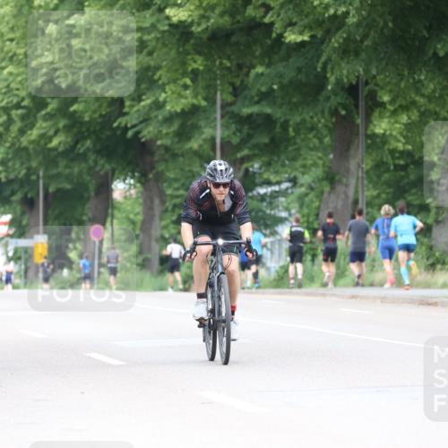 15.06.2025 - 7 Türme Triathlon Yannick Fuchs http://msf.ph/oto/7960454 15.06.2025 13:48:41 Radfahren 368, 810, 811 meine-sportfotos.de
