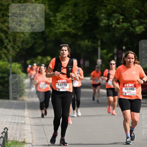 15.06.2025 - REWE Women's Run Dr. Thomas Lammeyer http://msf.ph/oto/7960478 15.06.2025 09:49:51 Laufen 10779, 10380 meine-sportfotos.de