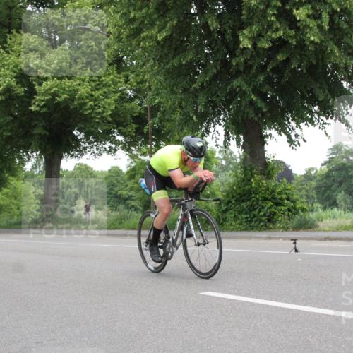 15.06.2025 - 7 Türme Triathlon Yannick Fuchs http://msf.ph/oto/7960516 15.06.2025 11:56:37 Radfahren  meine-sportfotos.de