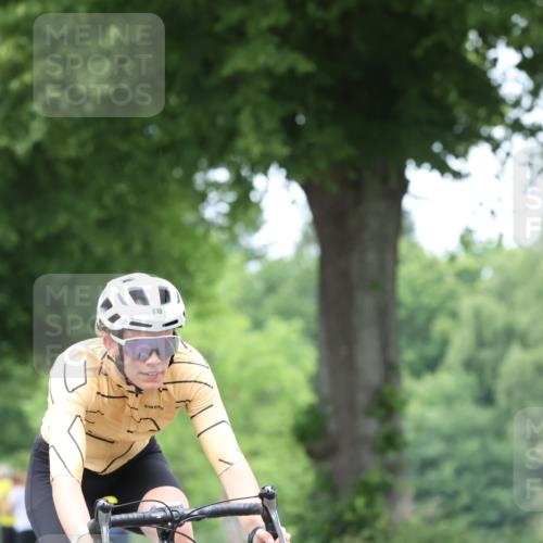 15.06.2025 - 7 Türme Triathlon Yannick Fuchs http://msf.ph/oto/7960520 15.06.2025 13:48:45 Radfahren 368, 810, 1013 meine-sportfotos.de