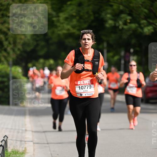 15.06.2025 - REWE Women's Run Dr. Thomas Lammeyer http://msf.ph/oto/7960533 15.06.2025 09:49:52 Laufen 10779 meine-sportfotos.de