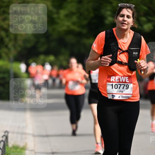 15.06.2025 - REWE Women's Run Dr. Thomas Lammeyer http://msf.ph/oto/7960564 15.06.2025 09:49:54 Laufen 10779 meine-sportfotos.de