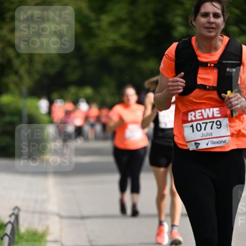15.06.2025 - REWE Women's Run Dr. Thomas Lammeyer http://msf.ph/oto/7960573 15.06.2025 09:49:54 Laufen 10779 meine-sportfotos.de