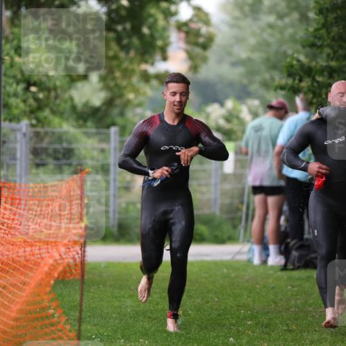 15.06.2025 - 7 Türme Triathlon Michael Strokosch http://msf.ph/oto/7960726 15.06.2025 12:12:06 Schwimmen 630, 658 meine-sportfotos.de