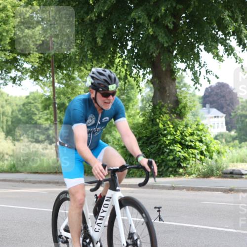 15.06.2025 - 7 Türme Triathlon Yannick Fuchs http://msf.ph/oto/7960752 15.06.2025 09:56:12 Radfahren 5, 85, 87 meine-sportfotos.de