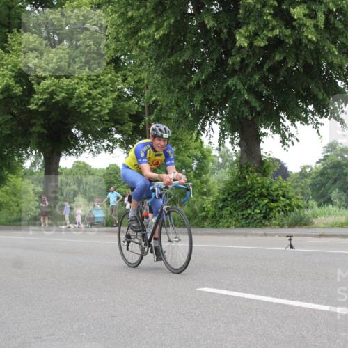 15.06.2025 - 7 Türme Triathlon Yannick Fuchs http://msf.ph/oto/7960761 15.06.2025 12:01:57 Radfahren  meine-sportfotos.de