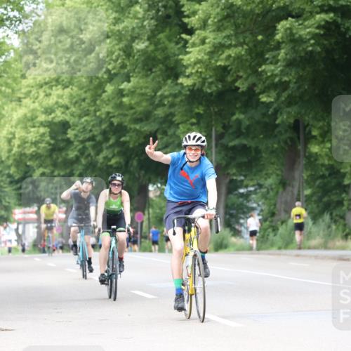 15.06.2025 - 7 Türme Triathlon Yannick Fuchs http://msf.ph/oto/7960782 15.06.2025 13:49:00 Radfahren 230, 761, 1110 meine-sportfotos.de