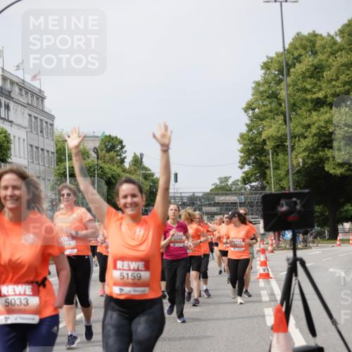 15.06.2025 - REWE Women's Run Jannik Wohlers http://msf.ph/oto/7960789 15.06.2025 09:45:53 Laufen 5159, 5033 meine-sportfotos.de