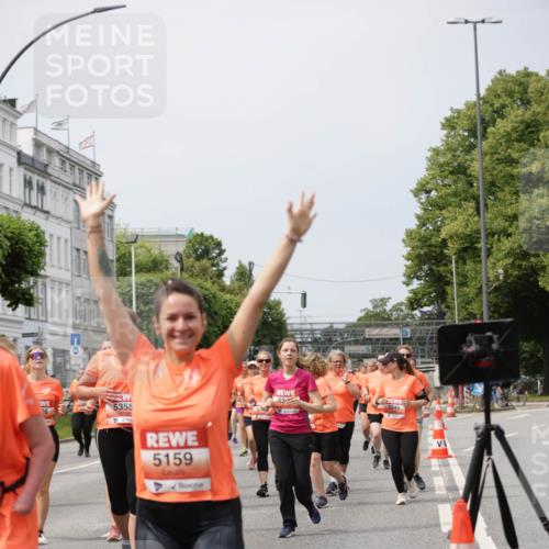 15.06.2025 - REWE Women's Run Jannik Wohlers http://msf.ph/oto/7960826 15.06.2025 09:45:53 Laufen 5355, 5159, 53, 5049 meine-sportfotos.de