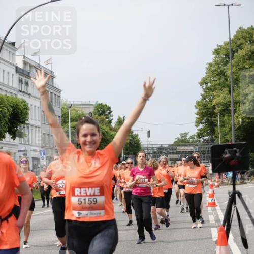 15.06.2025 - REWE Women's Run Jannik Wohlers http://msf.ph/oto/7960829 15.06.2025 09:45:53 Laufen 535, 5159, 398, 5049 meine-sportfotos.de