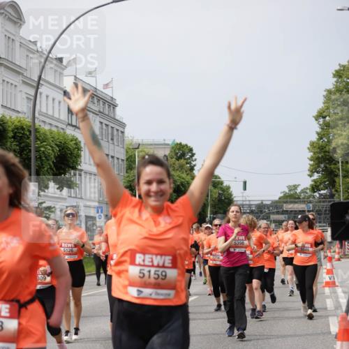 15.06.2025 - REWE Women's Run Jannik Wohlers http://msf.ph/oto/7960839 15.06.2025 09:45:53 Laufen 3, 6999, 309, 5126, 5159, 5398, 5049, 5358 meine-sportfotos.de