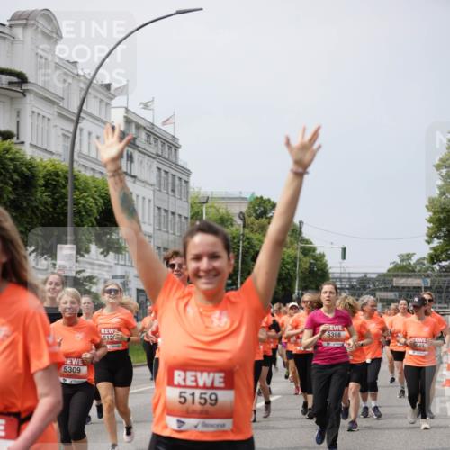15.06.2025 - REWE Women's Run Jannik Wohlers http://msf.ph/oto/7960849 15.06.2025 09:45:53 Laufen 4, 5309, 512, 5159, 5398, 5049 meine-sportfotos.de