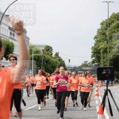 15.06.2025 - REWE Women's Run Jannik Wohlers http://msf.ph/oto/7960866 15.06.2025 09:45:54 Laufen 5011, 5398, 5049 meine-sportfotos.de