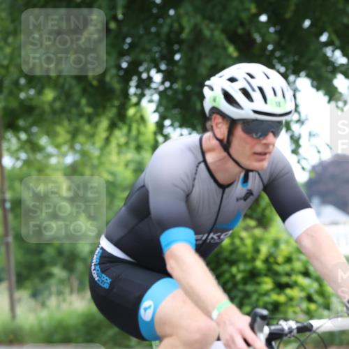 15.06.2025 - 7 Türme Triathlon Yannick Fuchs http://msf.ph/oto/7960908 15.06.2025 09:57:19 Radfahren 16, 17, 18, 19, 20 meine-sportfotos.de