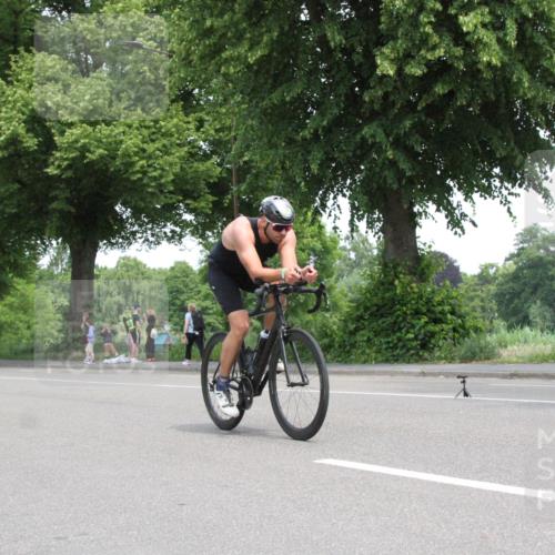 15.06.2025 - 7 Türme Triathlon Yannick Fuchs http://msf.ph/oto/7960910 15.06.2025 12:06:51 Radfahren  meine-sportfotos.de